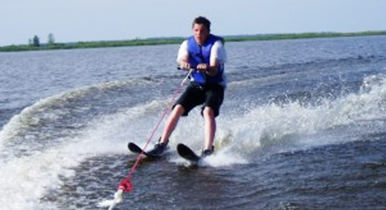 skiing